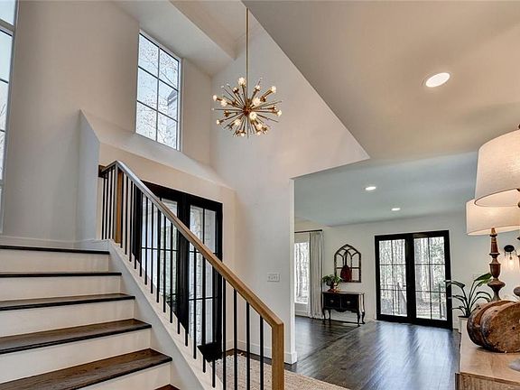 5th image of 1789 Riverside Rd