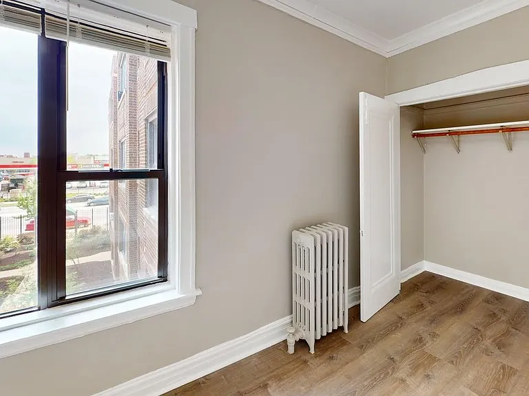 4850 W North Ave — Photo 17