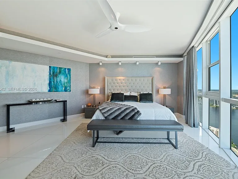 18201 Collins Ave #5201 — Photo 19