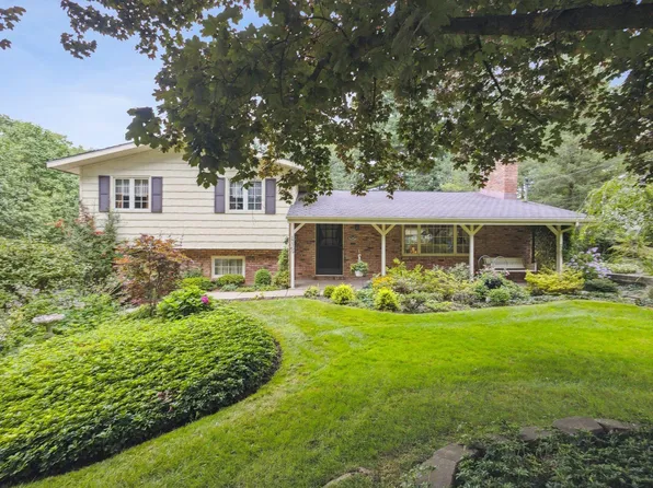 17169 Linda St, South Bend, IN 46635