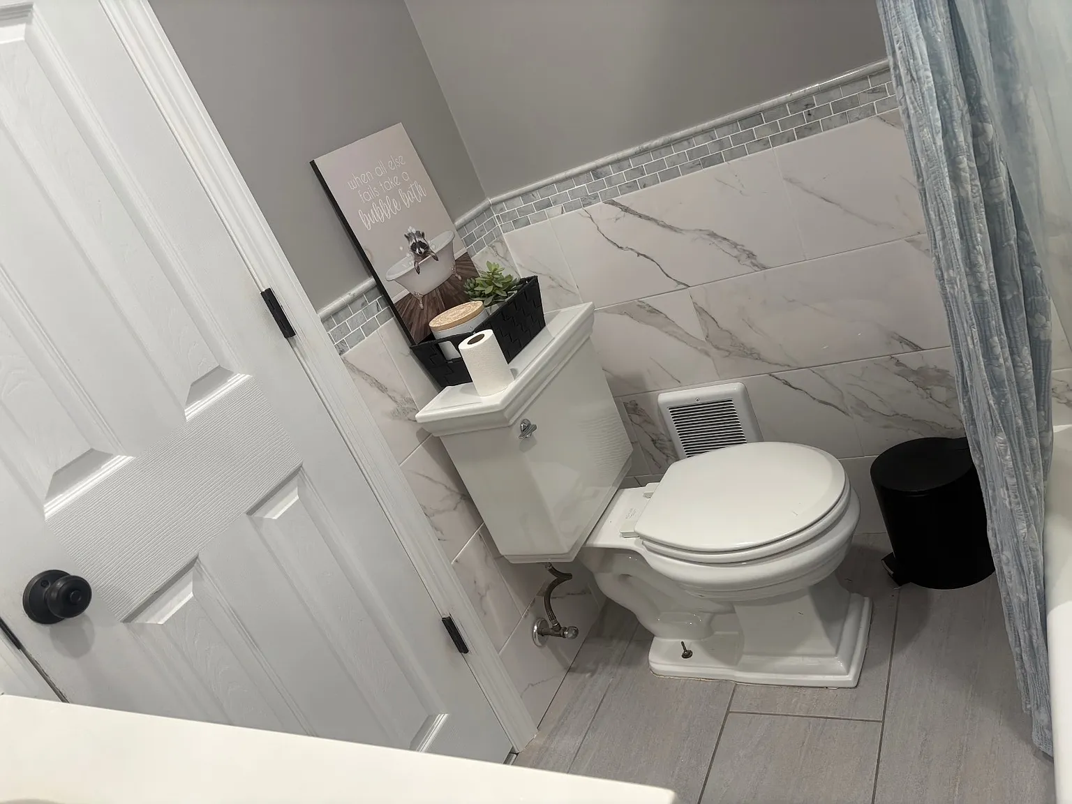 Studio, $2,800 — Photo 4
