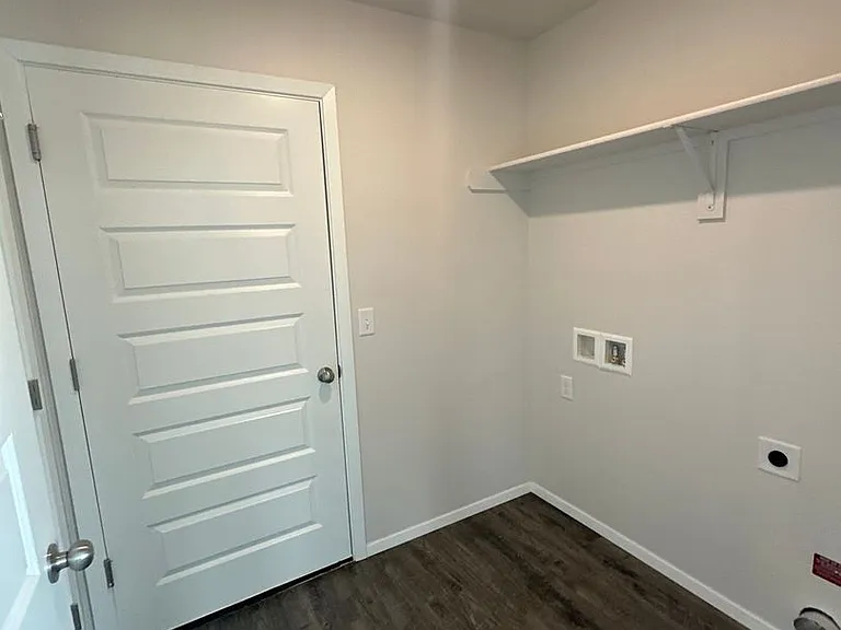 8109 E Oakland St — Photo 10