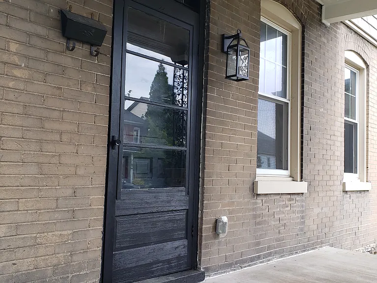 221 W Side Ave — Photo 4