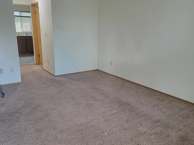 2426 Madison Ave SE #3 — Photo 3