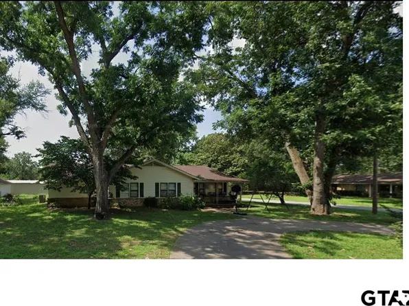 105 W Mary St, Frankston, TX 75763