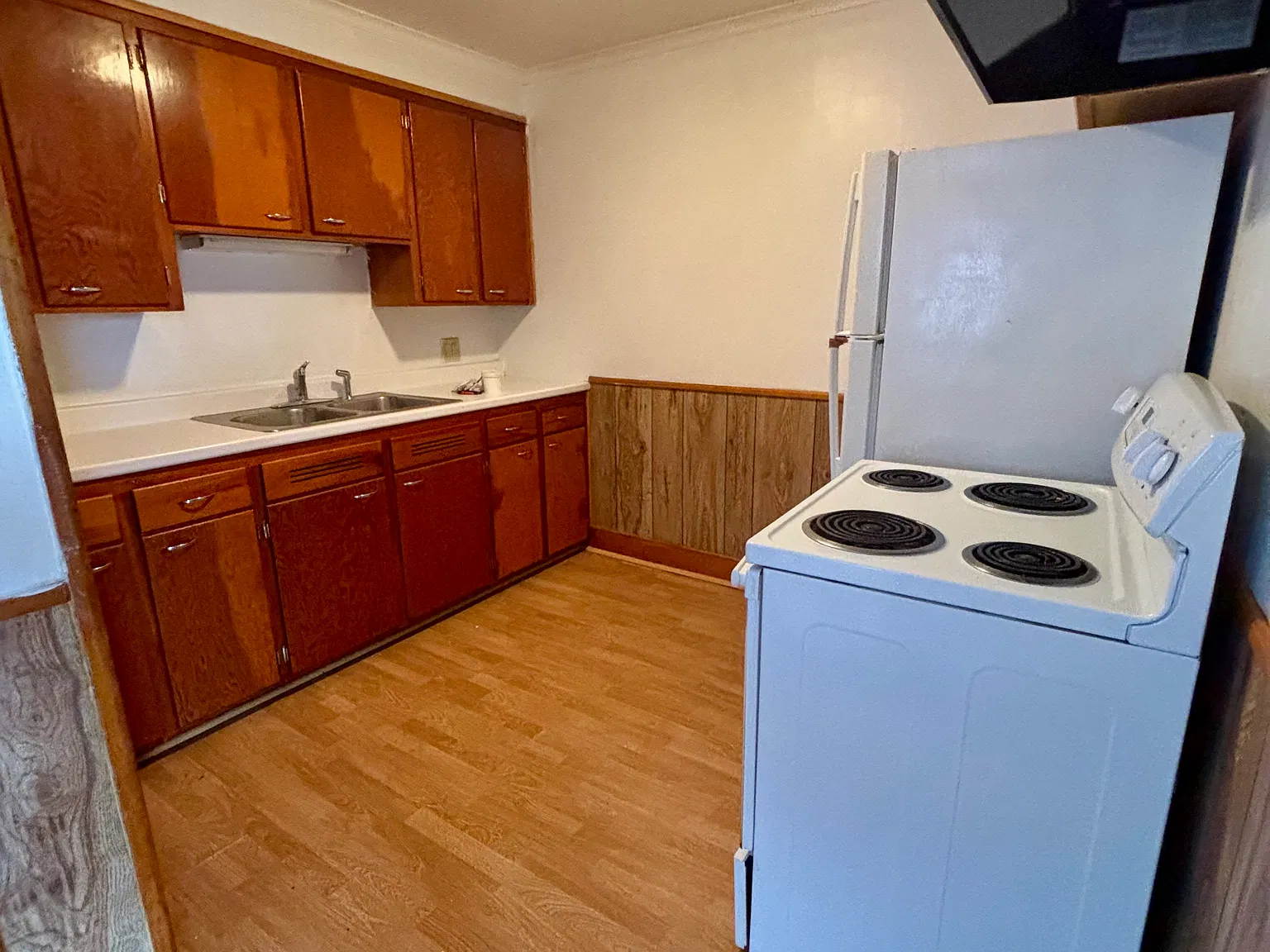 1 bed, $1,000 — Photo 3