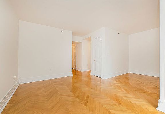 4th image of 205 E 85th St APT 5Q
