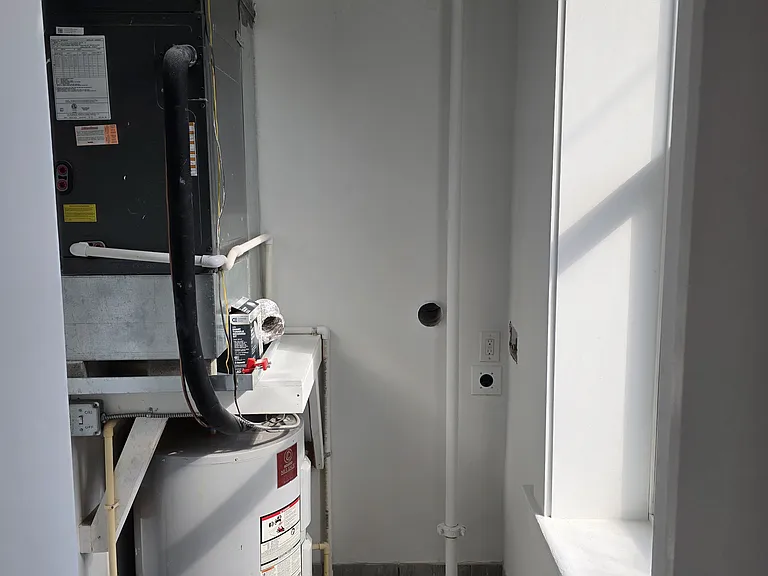 101 W Elder St #201 — Photo 17