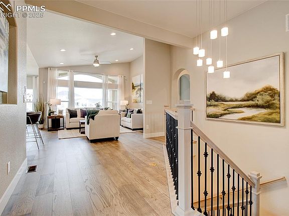 4th image of 10725 Morning Hills Dr