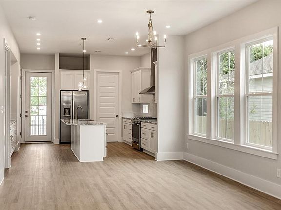 2nd image of 284 Abalon Ct