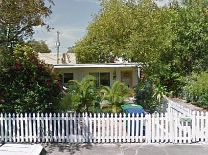 1st image of 308 Columbia Dr