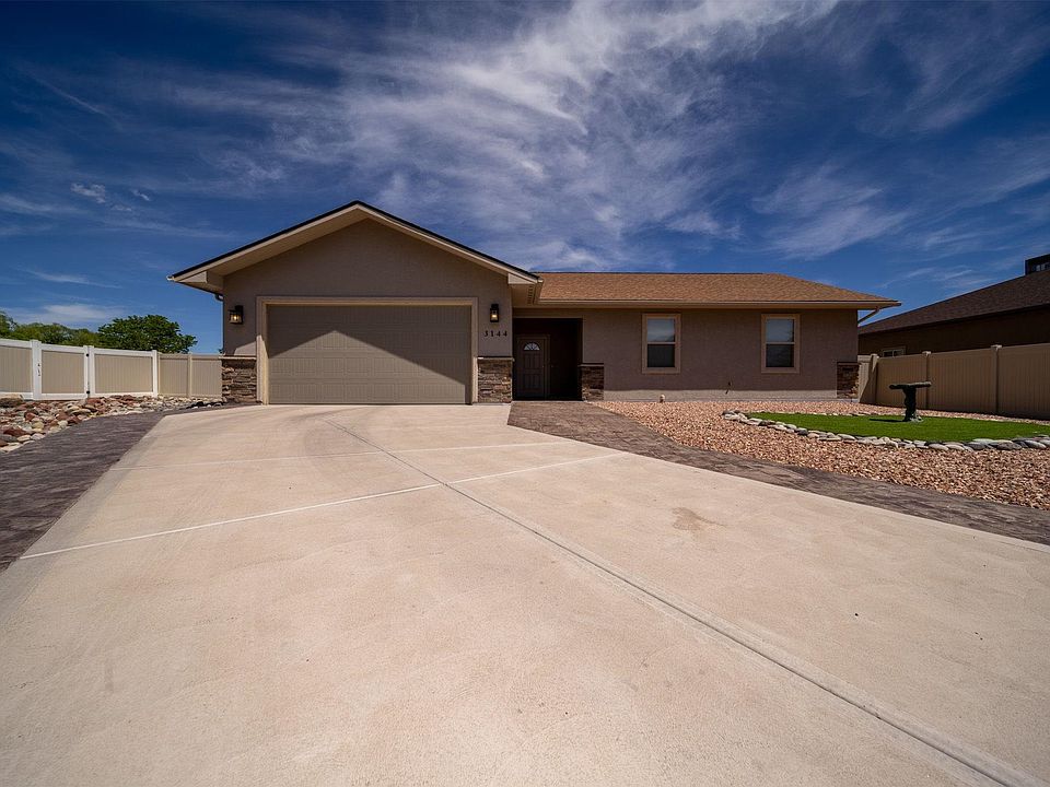 1st image of 3144 Grama Ave