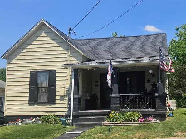 604 N 3rd St, Central City, KY 42330