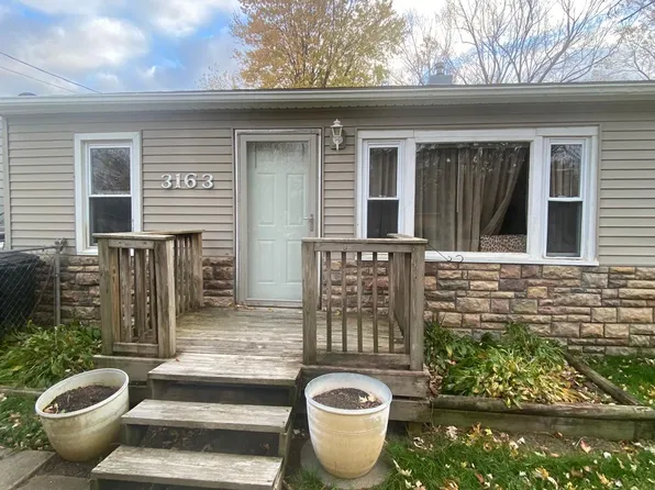 3163 W Gracelawn Ave, Flint, MI 48504