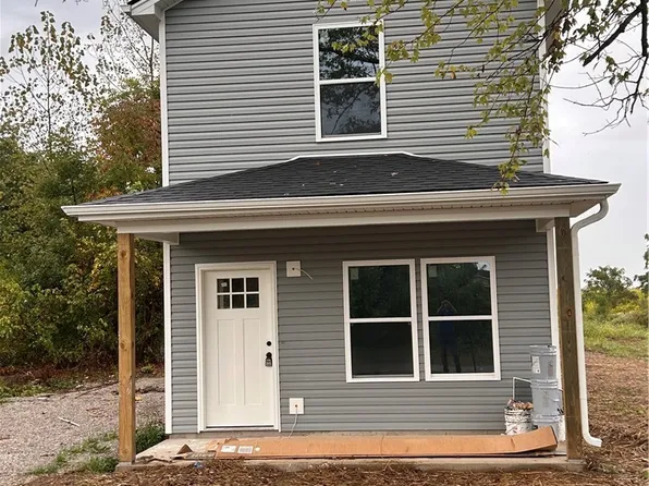 120 Village Lane, Marysville, IN 47141
