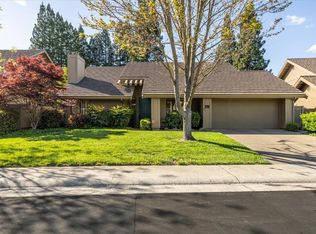 11423 Treasure Hill Ct, Gold River, CA 95670