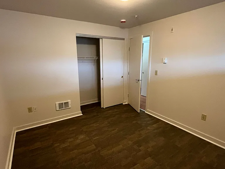 South Shore Court — Photo 14