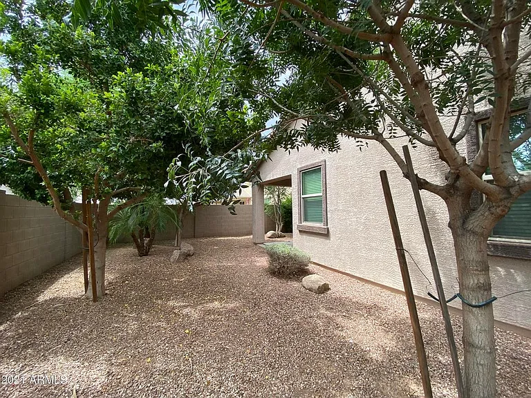 3549 E Apricot Ln — Photo 37