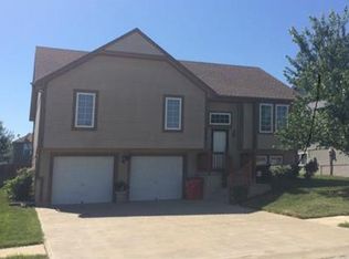 712 N Belvidere Ave, Independence, MO 64056