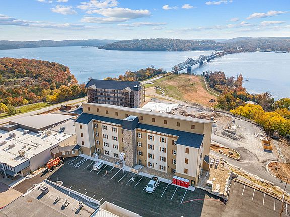 3rd image of 88 Towers Aly Unit #202