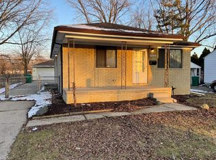 21808 Pleasant Ave, Eastpointe, MI