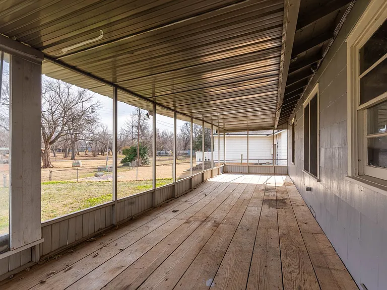 3308 N Holman Ct — Photo 15