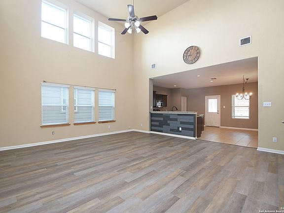 5th image of 12311 Craddick Cove