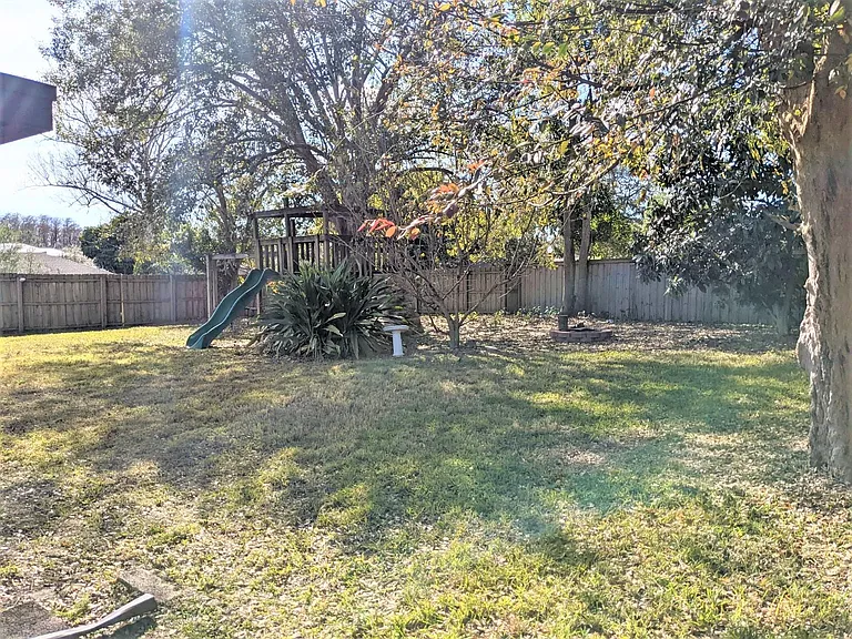 9515 Woodbreeze Blvd — Photo 29