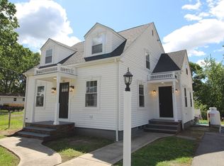 96 Walnut Ln #B, Attleboro, MA 02703