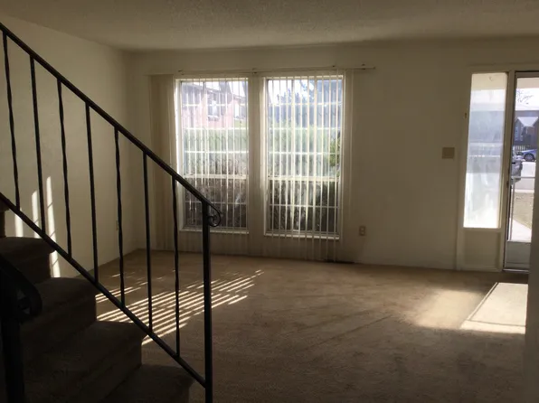 16372 E 14th Pl, Aurora, CO 80011