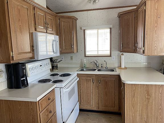5th image of 6649 E 32nd St #177