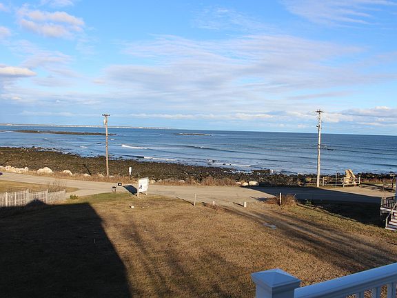 Gorgeous unobstructed ocean views!