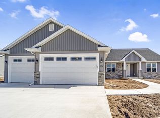 5752 N Denali Ln, Appleton, WI 54913