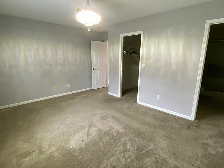 1041 Bridgeport Way — Photo 13