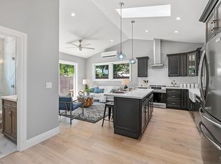 2368 Hood Ct, Santa Rosa, CA 95401