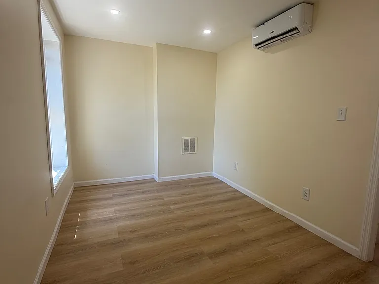 398 Monroe St #2 — Photo 4
