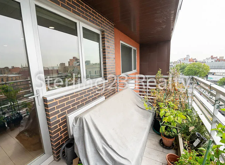 2315 Astoria Blvd #6H — Photo 9