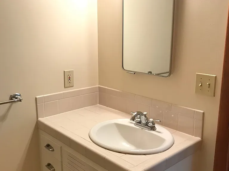 3824 W Greenbrier Dr — Photo 21