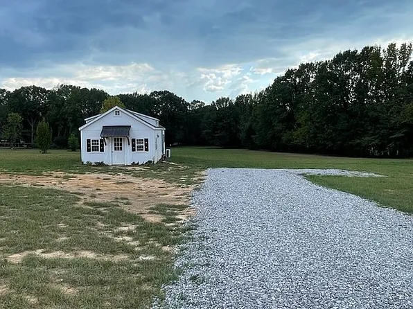 15155 Lebanon Pinegrove Rd, Terry, MS 39170