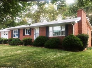 2224 Dennings Rd, New Windsor, MD 21776