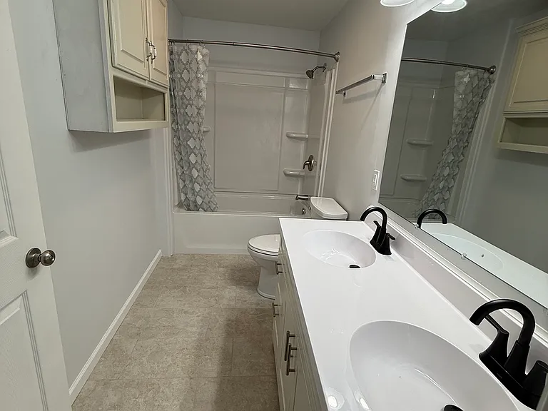 3804 Valley St — Photo 8