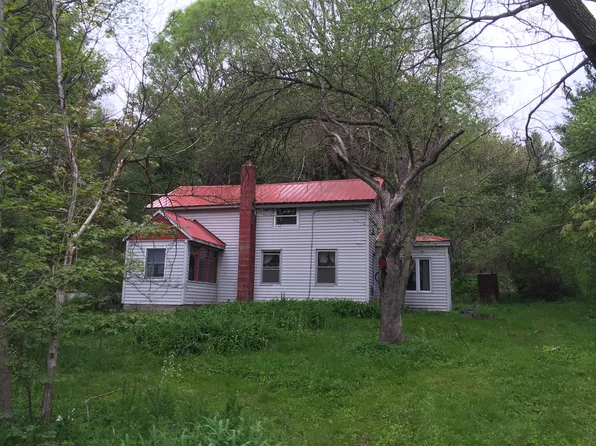 132 Pinnacle Hill Rd, Fulton, NY 13069