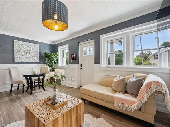 314 Paisley Rd, Guelph, ON N1H 2P9