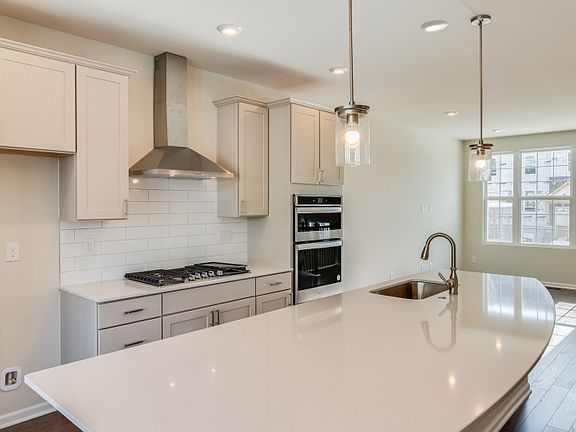Kitchen with Large Island