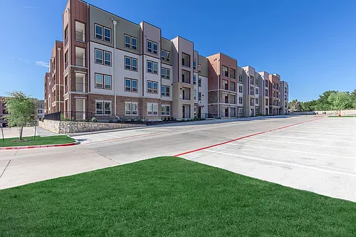Spring Villas Apartments Photo 1