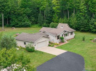 3761 N M 67, Chatham, MI 49816