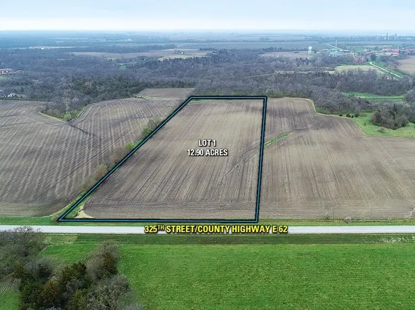 1 325th St, Woodward, IA 50276