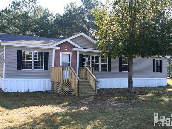 4th image of 592 Arbor Dr SE