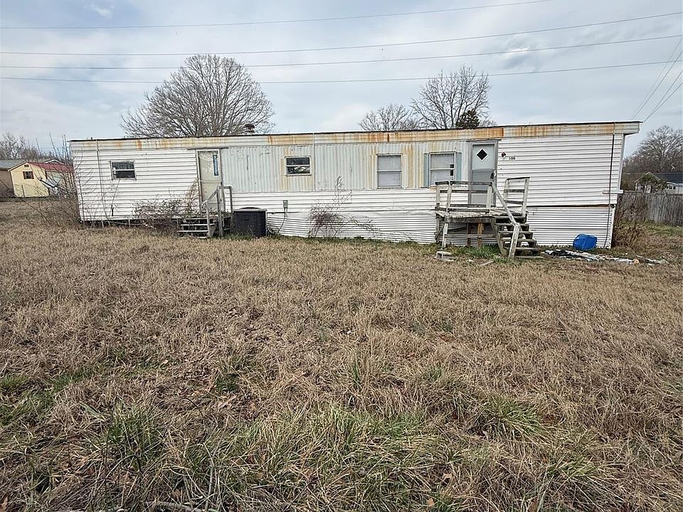 1st image of 100 Stella St