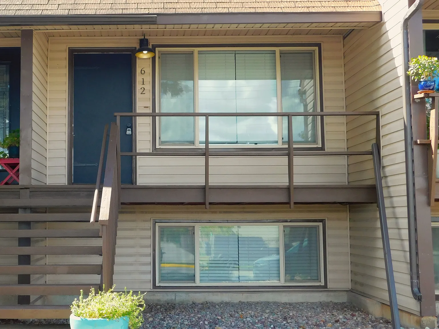 612 Pine Avenue - 1 — Photo 2